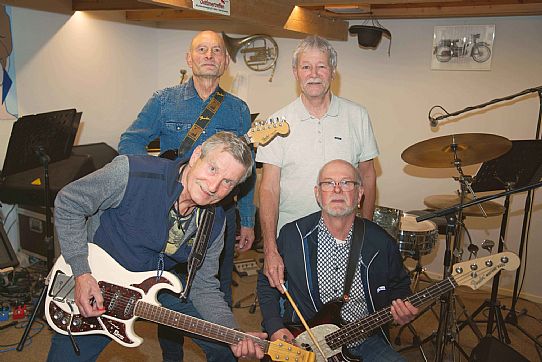 Loo : Loo Budget Concert Sinus Group - De Liemers - evenementen bezoeken en beleven! - in De Liemers .nl Loo : Loo Budget Concert Sinus Group - De Liemers - evenementen bezoeken en beleven! - in De Liemers .nl